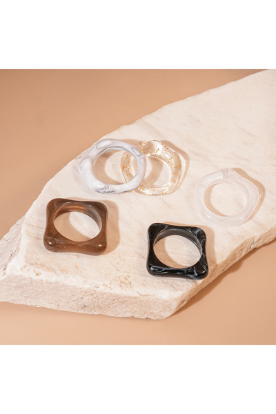 Choice مجموعة من 5 خواتم أكريليك غير منتظمة الشكل للنساء والفتيات، بتصميم جما...