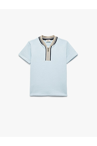 Koton Tricou cu guler tip crew, cu jumătate de fermoar, mânecă scurtă, cu det...