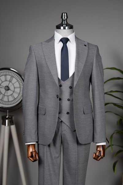 terzi ayhan Terzi Ayhan Yelekli Takım Elbise –SlimFit 1 beden büyük tercih ediniz.