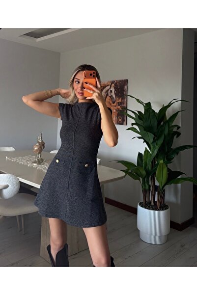 Jungle Gold Düğme Detaylı Yumuşacik Dokulu Slim Kesim Gri Triko Elbise