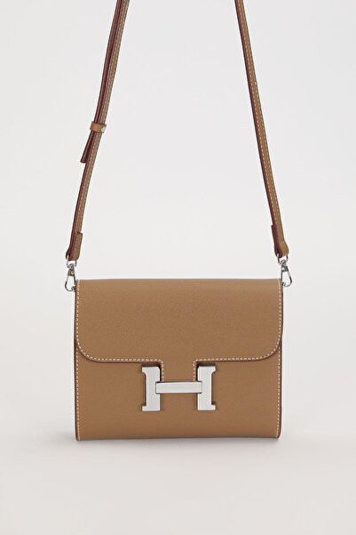 Levidor Khaki Flat Form Shoulder Bag