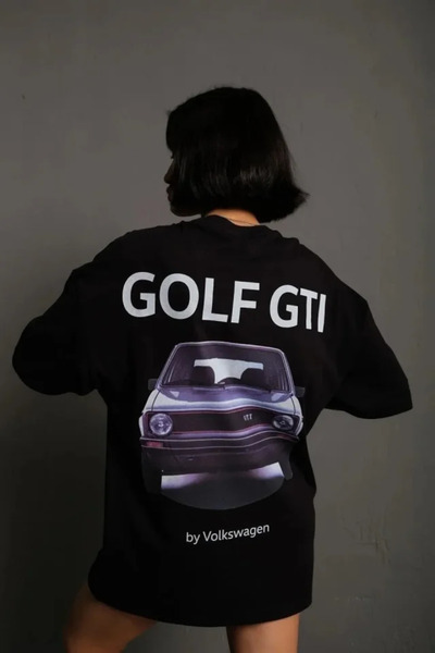Generic Brand تي شيرت مطبوع كبير الحجم - نمط سيارة جولف GTI ريترو، طباعة رقمي...