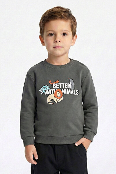 Dmb Αγόρι πιο ευτυχισμένο με τα ζώα ιδιαίτερα