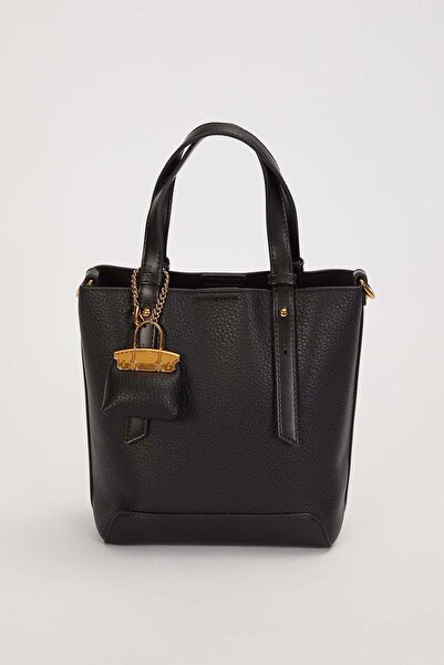 Levidor Black Chain Bag Detailed Handbag