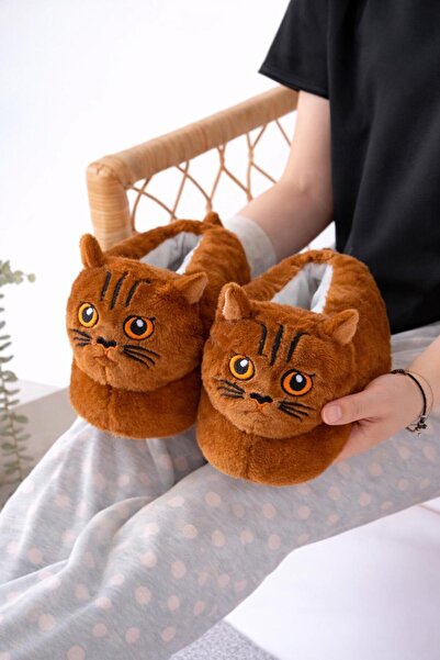 Esra Cat figured plush soft animal slippers