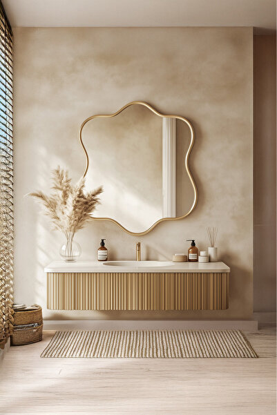 Mirze Life Gold Çerçeveli Asimetrik Banyo Aynası Dekoratif Tasarım Duvar Aynası