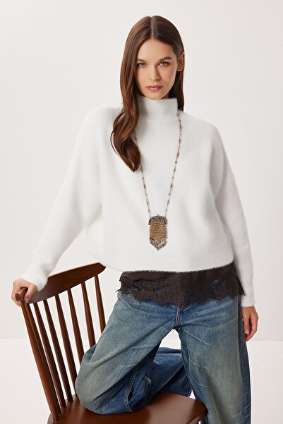 Hiccup Comfortable high-neck sweater with ribbed edges ISTANBUL