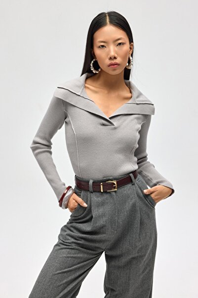 Hiccup MAI STUDIOS Inari Polo Collar Sweater