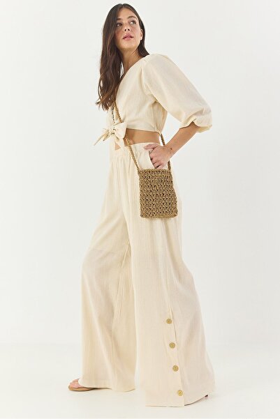 Hiccup Bianco Lucci two-piece set for blouse with tie detail, pants with line...