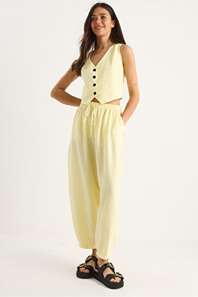 Hiccup Bianco Lucci comfortable pants set with pockets and vest