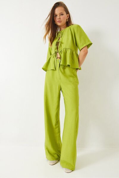 Hiccup Bianco Lucci two-piece set for short-sleeved blouse and knotted trousers