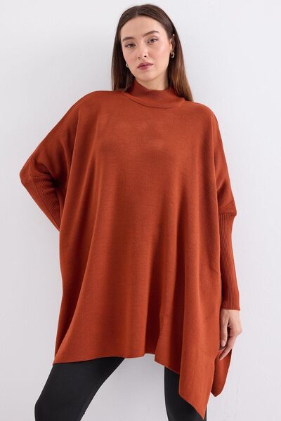 Hiccup BDART high-neck loose-fitting sweater with slits