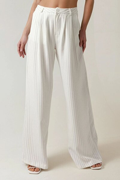 Hiccup din colecția Pika , Pantaloni largi cu talie înaltă, cu dungi