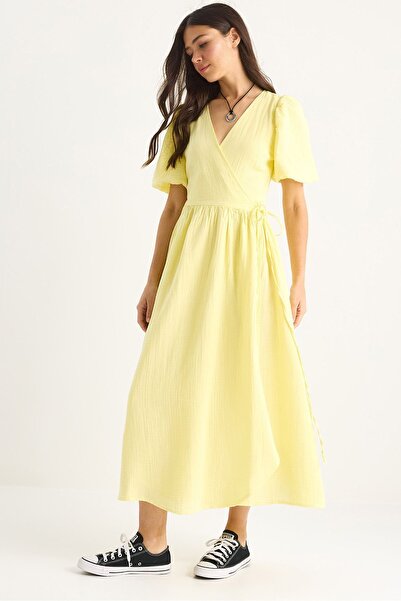 Hiccup Rochie lungă din muselină cu închidere tip wrap și mâneci balon Bianco...