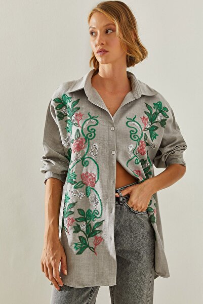 Hiccup Oversized shirt with buttons and LUCCI embroidery