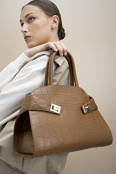 LuviShoes BYN2286 Дамска чанта Taba