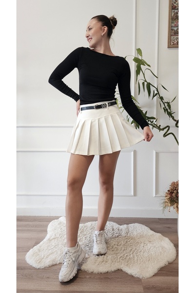 My Boutique Belt Detailed Pleated Skirt