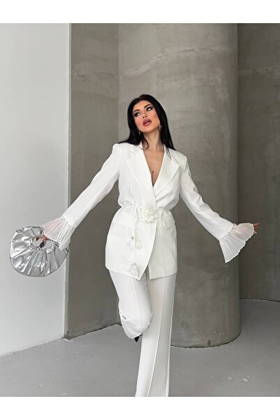 ZF BUTİK Kadın Gül Aksesuar Detaylı Takım Elbise