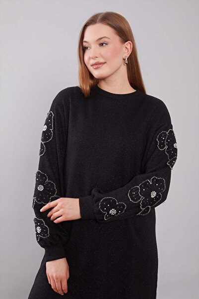 Levidor Black Sleeve Floral Detailed Tunic