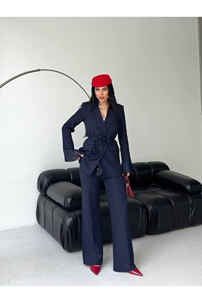 ZF BUTİK Kadın Gül Aksesuar Detaylı Takım Elbise