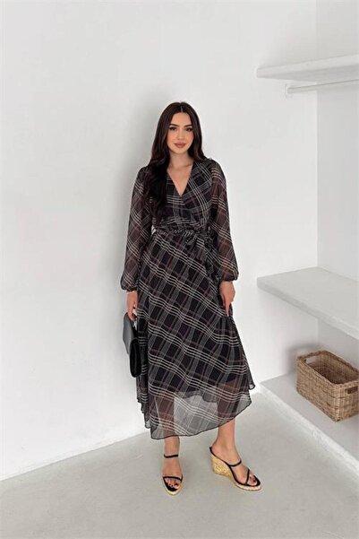 Neşeli Butik Women's Black Double-Breasted Collared Plaid Patterned Midi Leng...