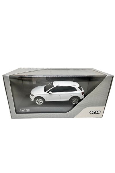 JPT Spark Audi Q5 2017 1:43 Χυτό Μεταλλικό Λευκό