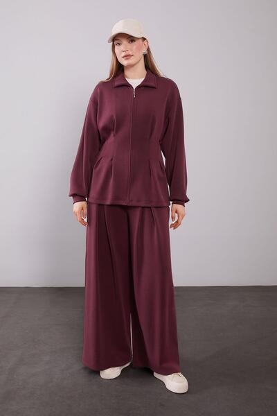 Levidor Burgundy Double Suit with Pleated Detail at the Waist