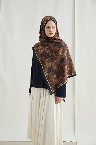 cs camellia scarf Lisa Cotton Viscose Shawl - Black Beige