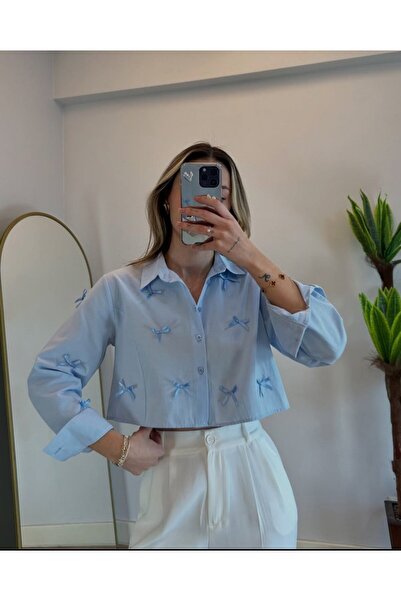 kendii modamm Kadın Nakış Detaylı Kısa Mavi Gömlek – Crop Kesim Oversize Gömlek
