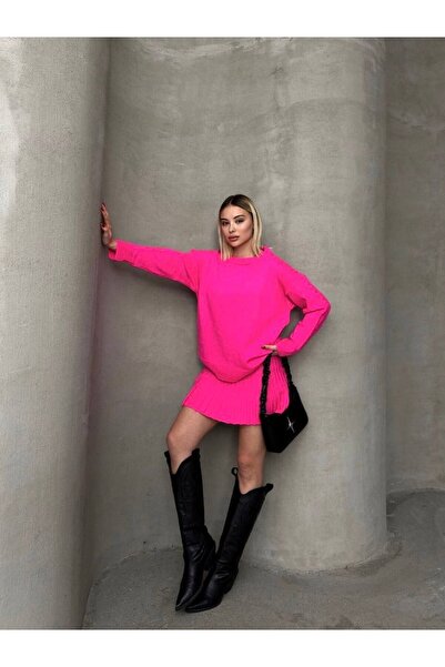 TrendParis Set tricotat din două piese cu fustă plisată