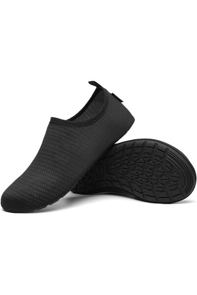 Dotail SAGUARO unisex water shoes, neoprene and rubber, non-slip sole, size 4...