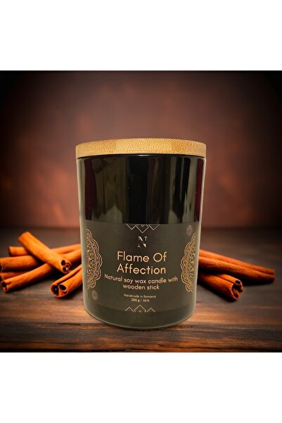 Nixy Lumânare artizanală din ceară de soia, Flame Of Affection 200 G