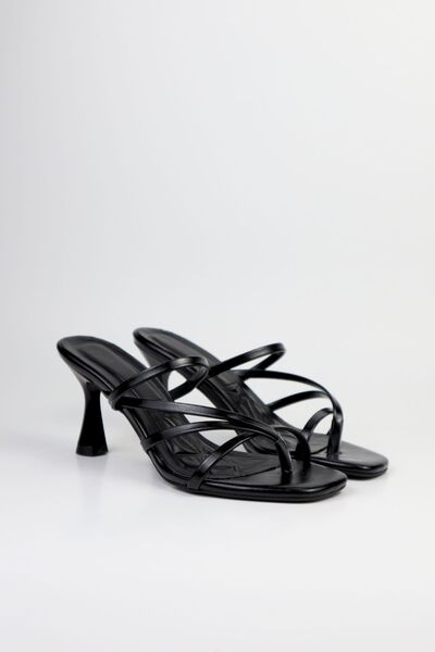 VARENZA WOMAN SHOES γυναικείες σαγιονάρες και σανδάλια με τακούνι 7 εκ.