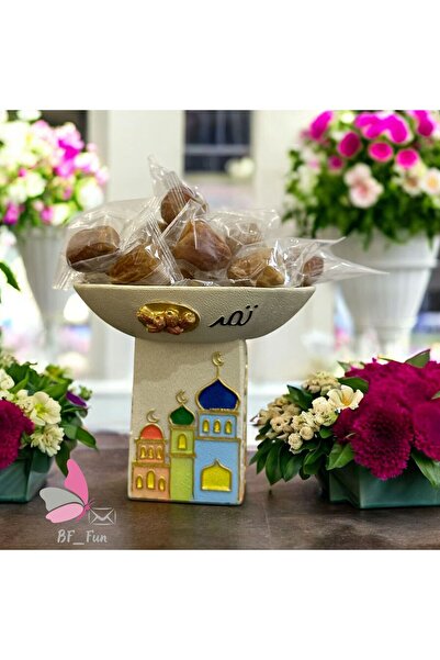 BF Fun A date dish with a Ramadan design