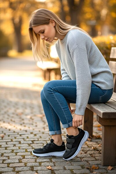 Bebek Sepeti Adidași unisex negri cu talpă ușoară, pentru purtare zilnică