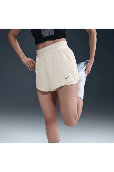 Nike Swift Women's Dri-FIT Mid-Rise 2-in-1 Running Shorts
