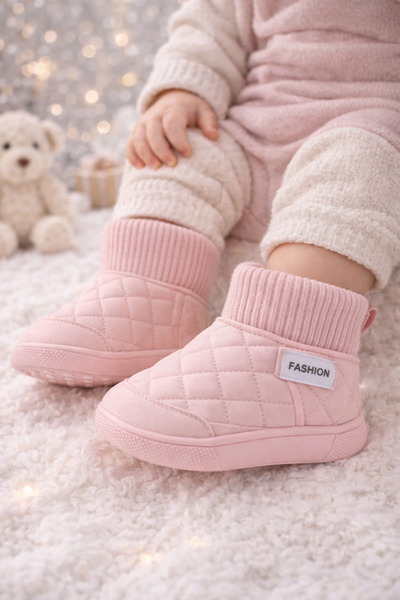 Bebelul Pink boots for children – Fashion model