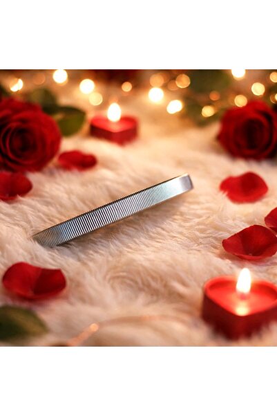 stainless steell سوار من الفولاذ الفضي بتصميم خطوط رفيعة