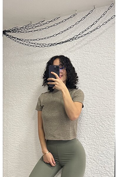 LOBOLIC Women's Basic Short Sleeve Crew Neck Crop T-Shirt