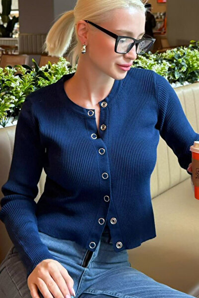 MissThetis Yuvarlak Yakalı Uzun Kollu Fitilli Çıtçıtlı Şık ve Cool Esnek Kısa...