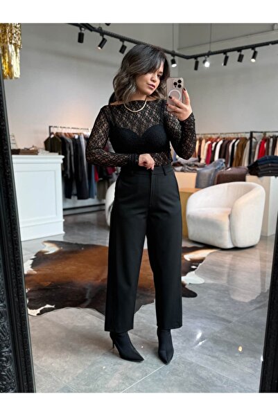 BÜŞRA PERKER Mil Fabric Stitched Detailed Trousers