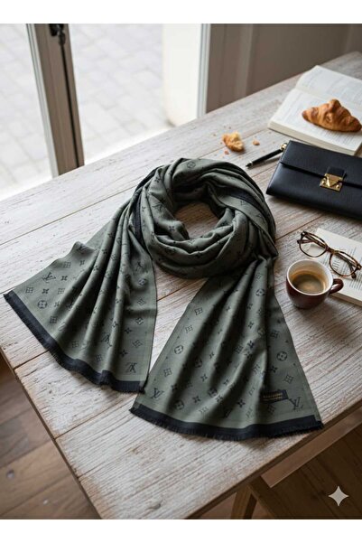 w white stars sports & wear شال مزدوج الجوانب بنمط G