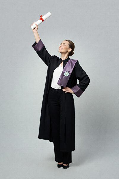 AYDAĞ ÜNİVERSİTE MEZUNİYET CÜBBESİ, KEPİ VE FULARI SİYAH BORDO UNİSEX