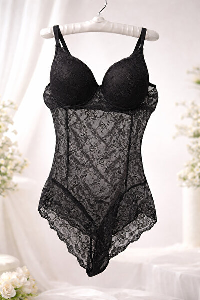 Siyah Dantel Bodysuit