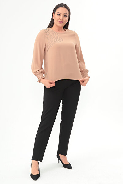 Bushe Butik Büyük Beden Kolu Gipeli Bej Bluz