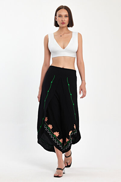 Tubik Women's Embroidery Detailed Covered Shalwar Trousers