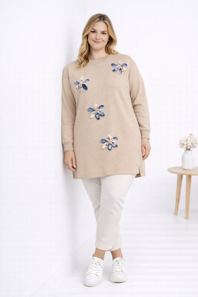 Birol Triko Women's Light Beige Slit Tunic with Floral Accessories