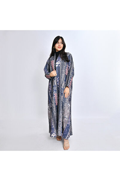 HAWRAA ABAYA An elegant abaya made of Indian cotton with an artistic pattern ...