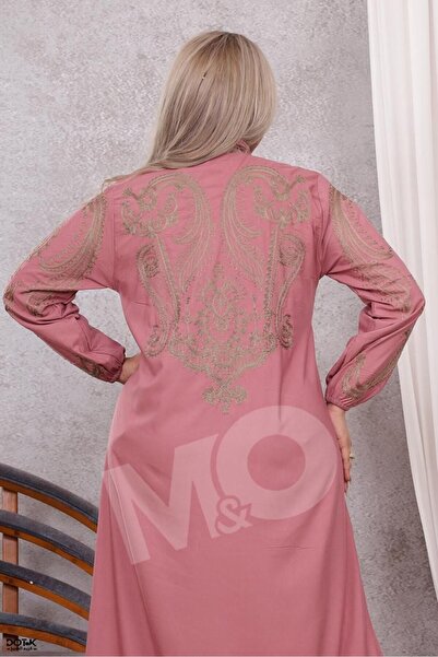 M&O 2 A cotton jalabiya with elegant embroidery, suitable for the holy month ...