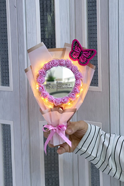 Zemtigo Kutuda Led Işıklı Aynalı Pembe Gül Buketi Senden Daha Güzel Bir Çiçek...